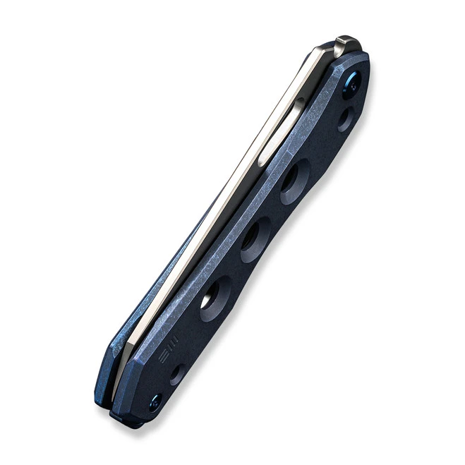 WE Vision R Folding Knife Blue Titanium Handle 20CV Reverse Tanto Plain Edge Silver Bead Blast Finish WE21031-3 6 WE Vision R Folding Knife Blue Titanium Handle 20CV Reverse Tanto Plain Edge Silver Bead Blast Finish WE21031-3 - Image 4