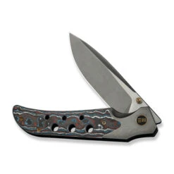 WE Guthrie Folding Knife Gray Titanium/Nebula Fat Carbon Fiber Handle 20CV Plain Edge Polished Gray/Satin Flat Finish WE23072B-3 -We Knife Clipping Path WE Guthrie WE23072B 3 3 90873.1724629041