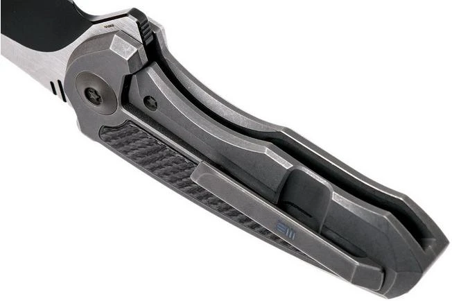 WE Knife 717G Valiant Grey Ti, Carbon Fibre, Two Tone Blade, Pocket Knife 6 WE Knife 717G Valiant Grey Ti, Carbon Fibre, Two Tone Blade, Pocket Knife - Image 4