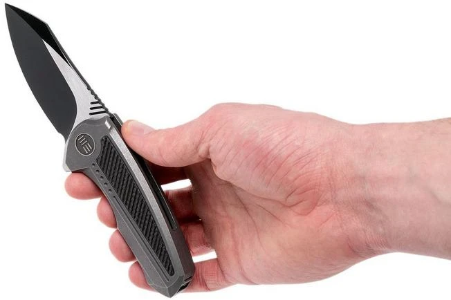 WE Knife 717G Valiant Grey Ti, Carbon Fibre, Two Tone Blade, Pocket Knife 10 WE Knife 717G Valiant Grey Ti, Carbon Fibre, Two Tone Blade, Pocket Knife - Image 8