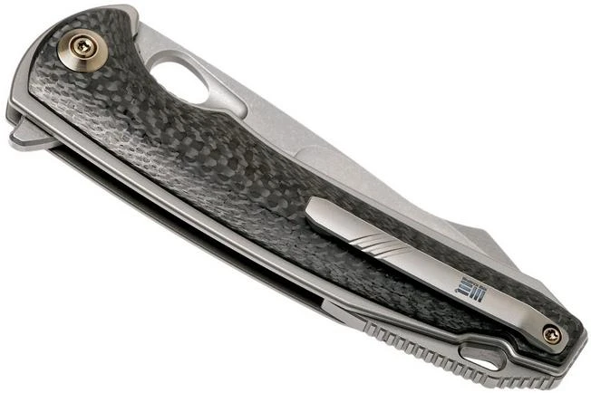 WE Knife Yucha 810E Pocket Knife, Grey Ti With Carbon Fibre Inlays 6 WE Knife Yucha 810E Pocket Knife, Grey Ti With Carbon Fibre Inlays - Image 4