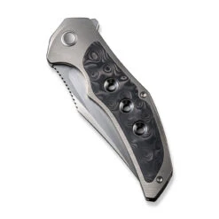 WEKNIFE Magnetron Flipper Knife Titanium Handle With Carbon Fiber Inlay (3.76" CPM 20CV Blade) WE18058-2 17 WEKNIFE Magnetron Flipper Knife Titanium Handle With Carbon Fiber Inlay (3.76" CPM 20CV Blade) WE18058-2 -We Knife weknife magnetron flipper knife gray titanium handle with rose carbon fiber inlay 376 hand rubbed satin cpm 20cv blade we18058 2 645133